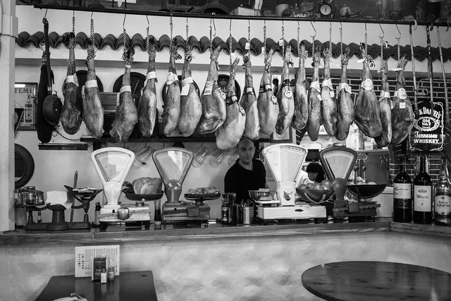 Cañas y Tapas 