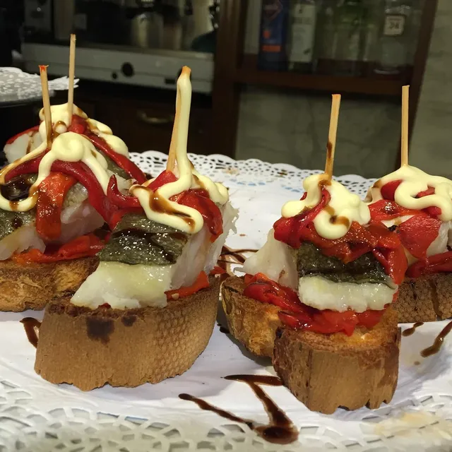 Cañas y Tapas 